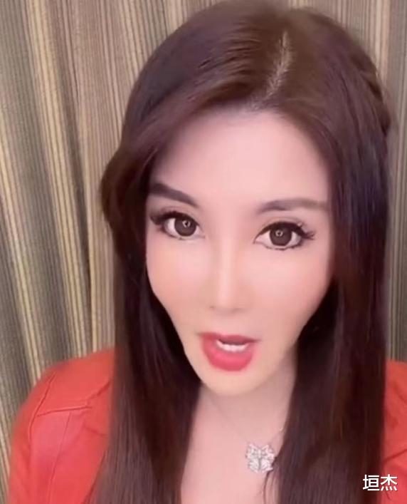 整容|满脸僵硬、肿成馒头，明明颜值拉胯，就别硬装“美少女”了