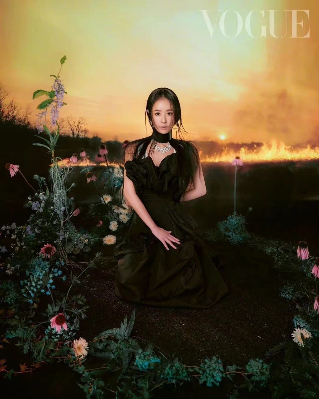 林心如|46岁林心如戴baby同款鸽子蛋钻戒拍大片！穿白裙颜值开挂，终于惊艳