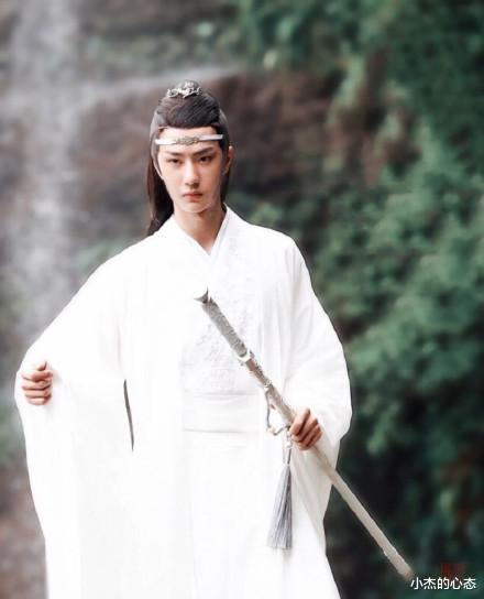 王一博|顶级流量“王一博”养成记,看娱乐圈的爱豆晋级之路