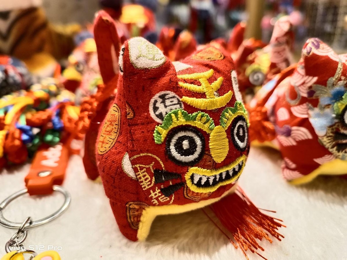 vivo s12|令人惊喜！?vivo S12 Pro的超级年味来了