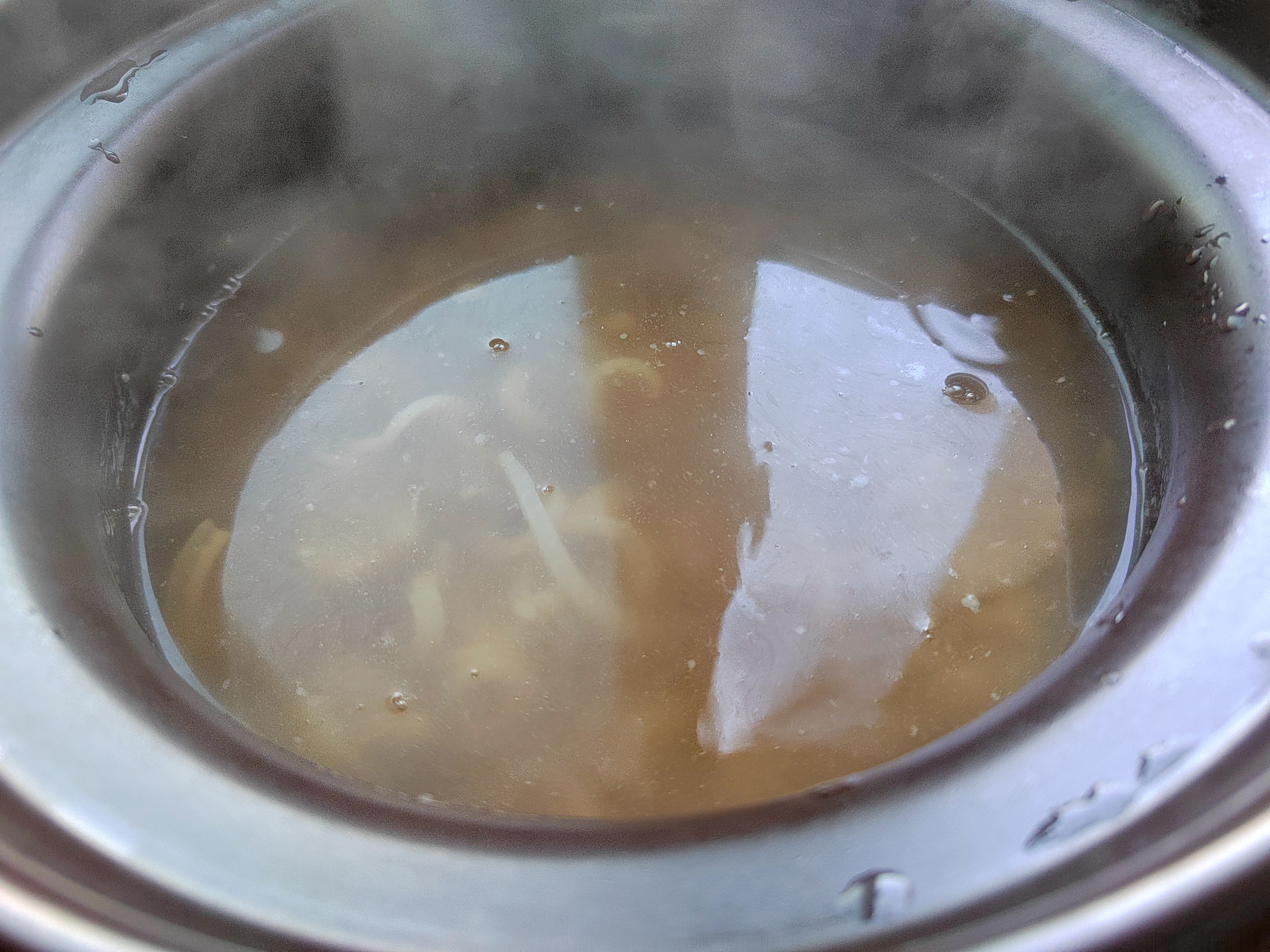 别再当垃圾扔了，蛋白质是猪肉的2.5倍，补水抗衰老，女人吃最好