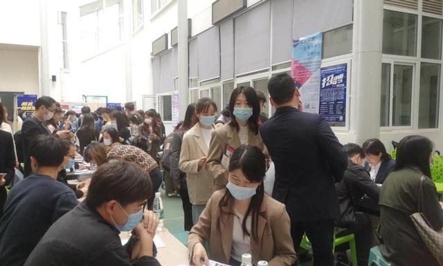 富阳|“上民办大学，就是花钱买学历”，这种说法靠谱吗？