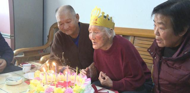 静脉曲张|为啥老人躲不过“七十三,八十四”这道坎?