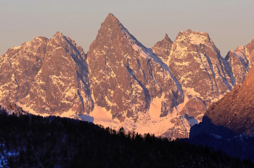 云南|人间最接近仙境的地方，叫云南雪山