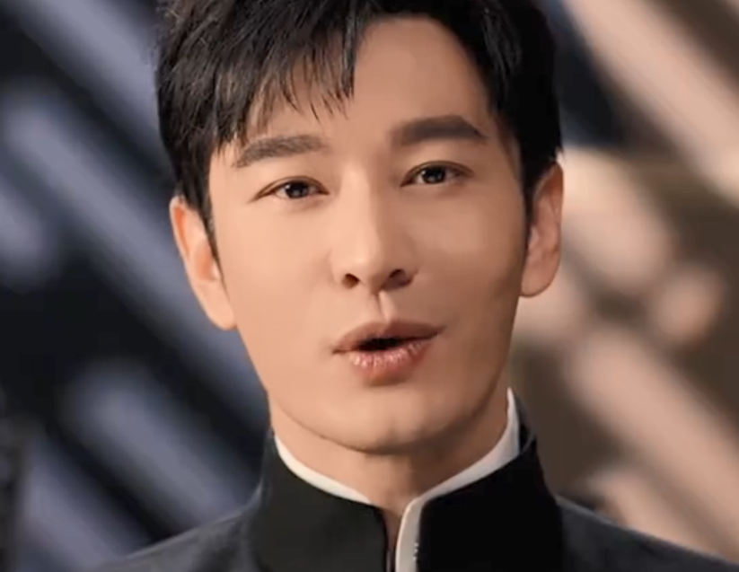 黄晓明|黄晓明回应私生子传闻,间接坐实与叶珂恋情,女方因心虚关闭账号