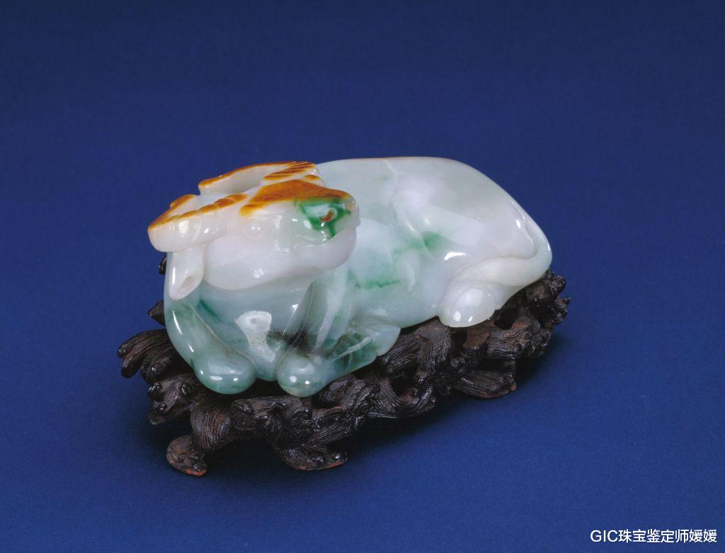 翡翠|来自故宫博物院的清代旧藏翡翠,虽造型简洁,其价值是不可估量的