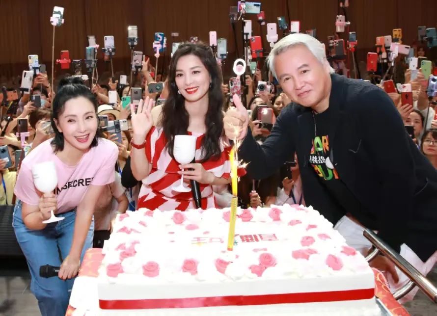 张庭|张庭被查封的96套房产,背后站着的,是那些被坑惨的千万宝妈!