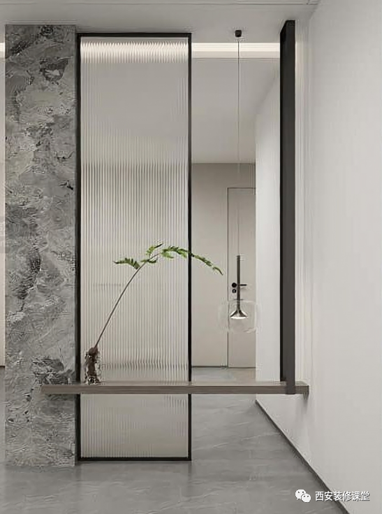 入户玄关保证光线又不遮挡视线?