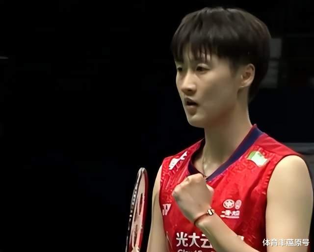 陈雨菲|1: 0！陈雨菲无缘再战老对手，中国女团提前锁定尤伯杯小组头名