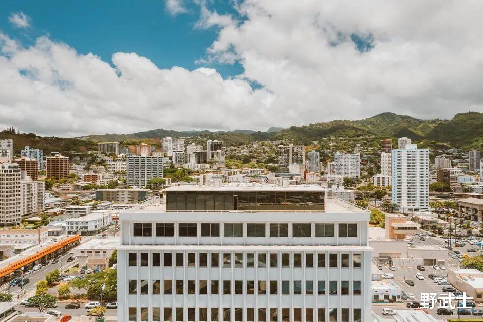 万科|从3.5万跌到1.8万,第一“睡城”房价惨跌48%,为啥现在又卖火了