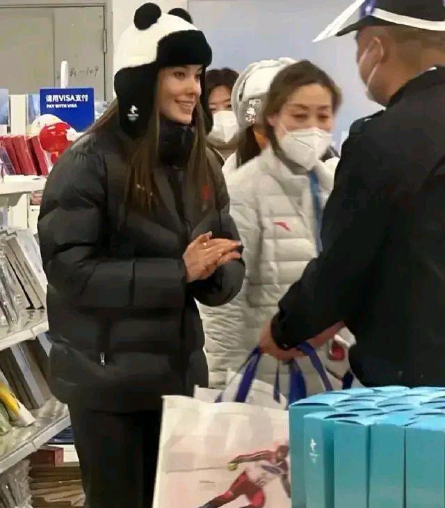 杜海涛|谷爱凌生图很美?郭碧婷怀二胎了?杜海涛家庭事业双丰收?