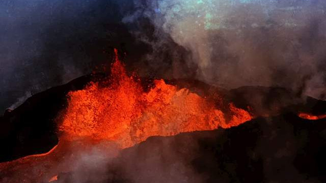 地球在自救？世界最大活火山突然喷发！究竟有何影响、危害有多大