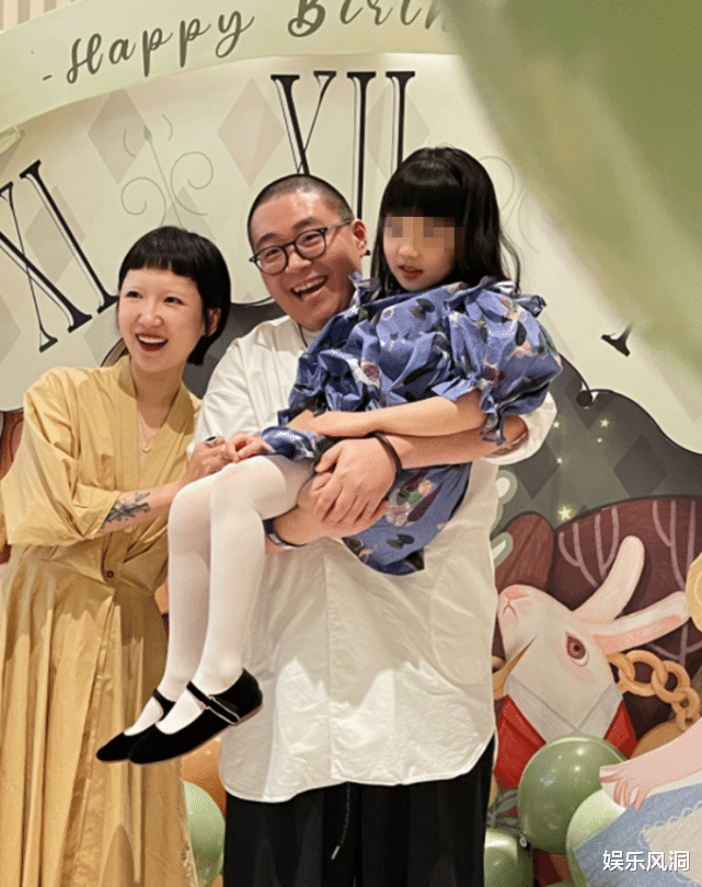 郝劭文|童星郝劭文官宣求婚成功，女方是圈外人还有7岁女儿？