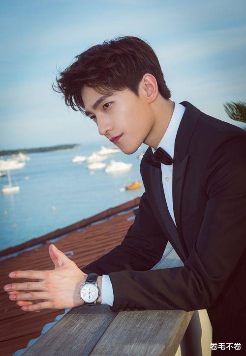 胡歌|这7位男明星的长相,真的长到了中国人的心里,帅气又不失儒雅