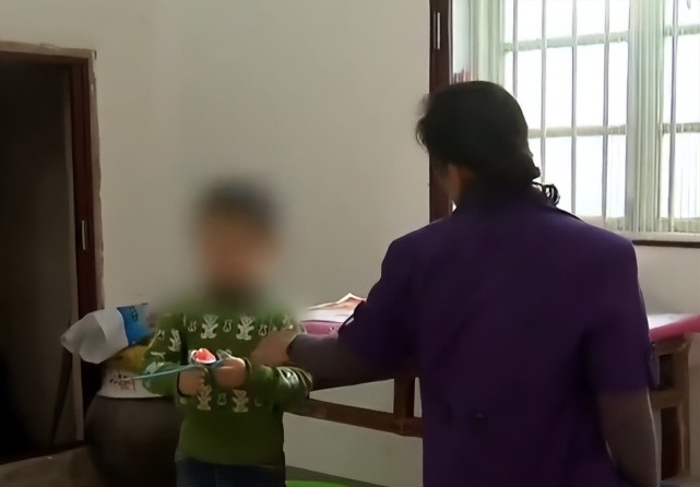 6年前,怀孕8月的长沙女子遭车祸,婆婆被问保大保小,现在过得好吗?