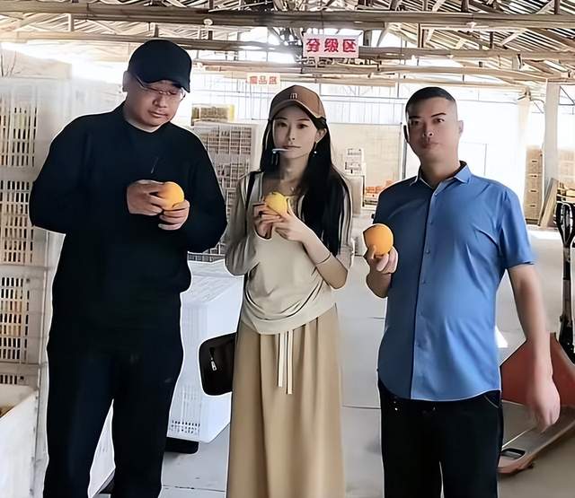 带货|民心所向!许家妮妮带货人气火爆,娓娓道来与田家带货方式反差大