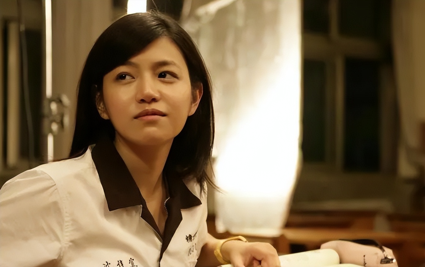 爱情公寓|初见美貌惊人，再见平平无奇！第一眼美女太坑人