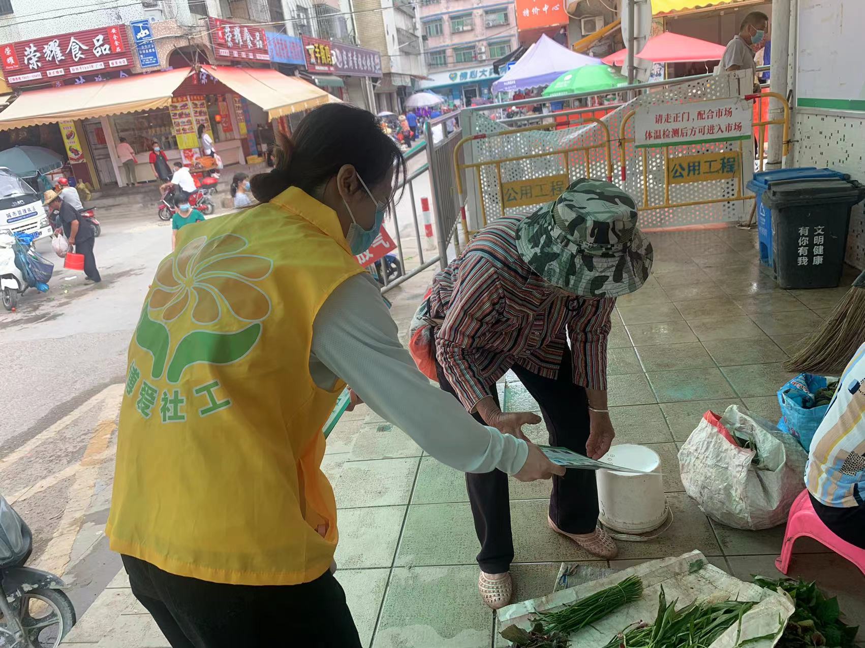 毒品可怕要知晓 贩毒违法要坐牢