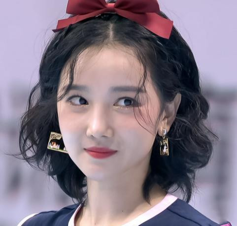 陈小纭|中国曾经的体操女神，因发育太好无奈退役，后转型做演员很成功