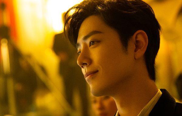 肖战|娱圈逆天改命第一人，从设计师到顶流明星，肖战抗住了资本打压！