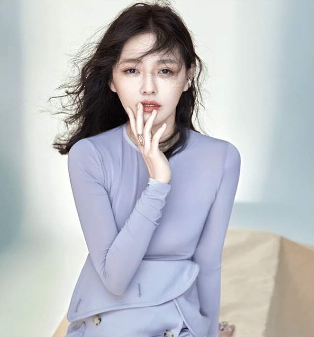 张兰|张兰护儿心切，爆料大S未和汪小菲办手续，曾心疼前儿媳拍戏辛苦