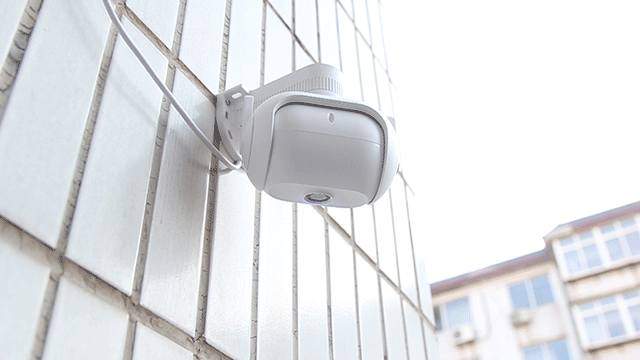 专项整治|双云台人形追踪，看车神器——小白室外全景摄像机云台版Q1