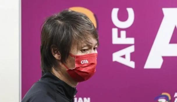 辽宁男篮|李铁悔不当初，董路被揭老底，韩媒极尽嘲讽，英专家指方向