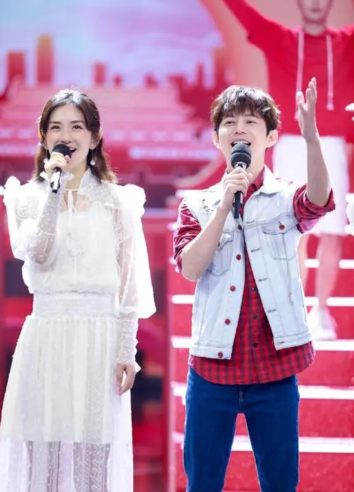 何炅|常驻嘉宾台上台下无默契，何炅新综艺被爆带不动，难迎第二春？