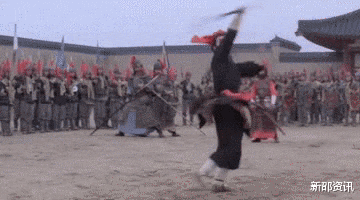 孙晨曦|脸褶子就别硬凹少年感了，5位男星告诉你，啥叫鲜衣怒马少年郎