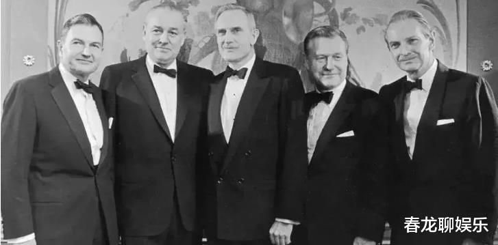 章泽天|章泽天拼命讨好的家族，挤破头都想抱上的大腿