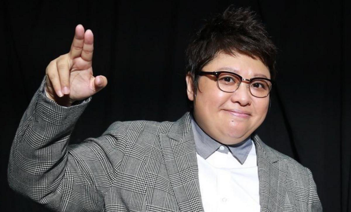 韩红|当年韩红被继父扫地出门，韩红年入5000万之后，继父回头认亲