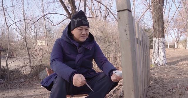 李亚鹏|李亚鹏：官宣次女叫“夏夏”，小美人胚子模样甩姐姐李嫣好几条街