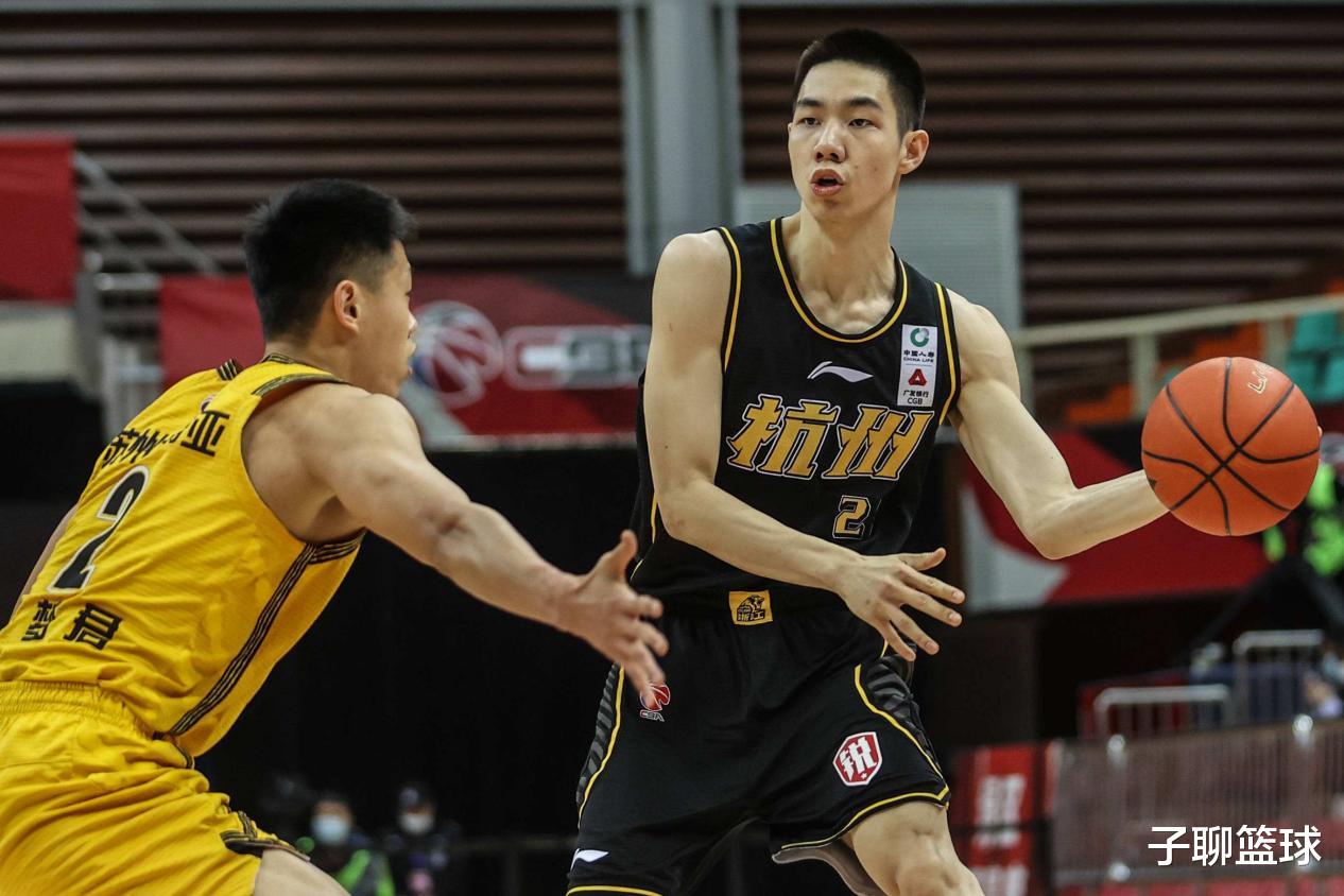 孙铭徽|CBA广厦男篮横扫上海男篮后，球迷建议王博：这3人多上，孙铭徽在内