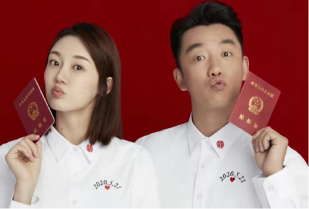 郑恺|郑恺给岳母庆生曝光豪宅内景，一张椅子5万多，书房大到能搭帐篷