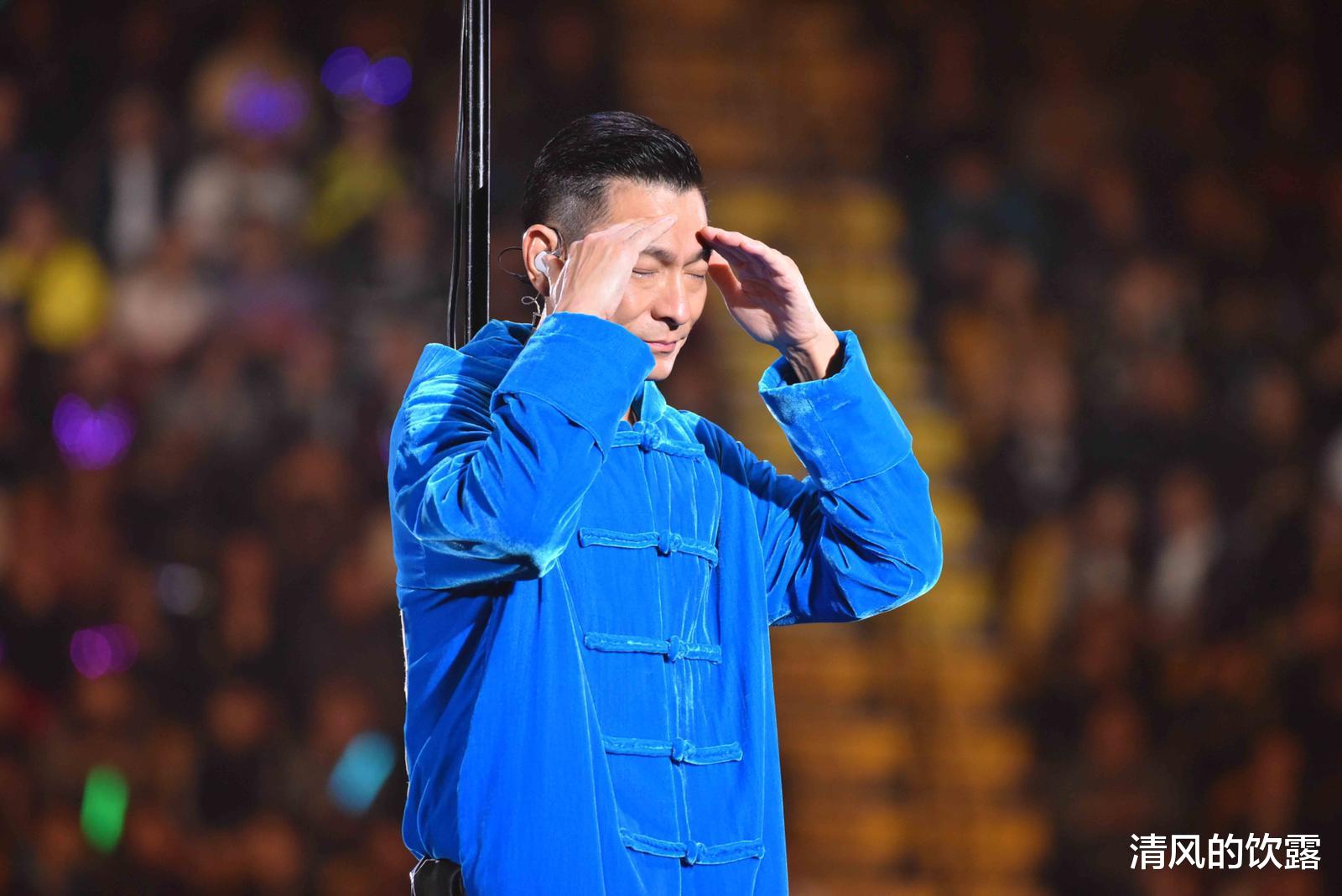 朱丽倩|朱丽倩17岁照片曝光！长相人间“绝色”，难怪刘德华宠她30年