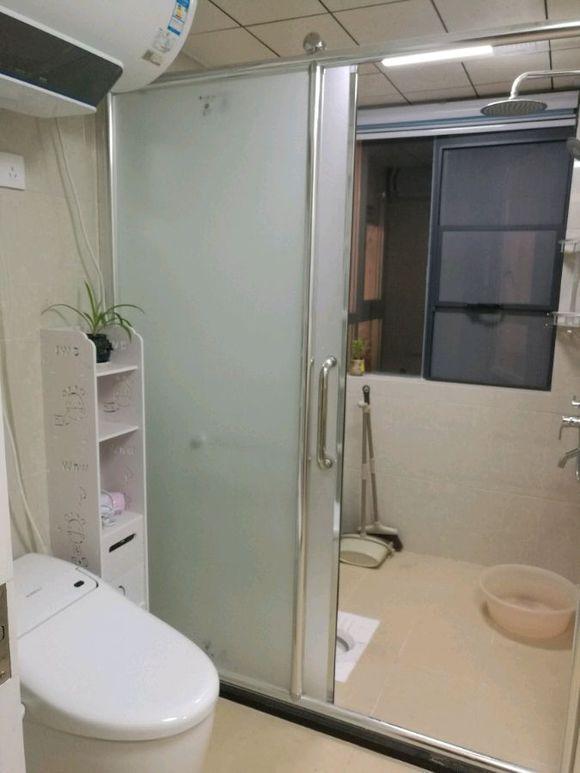 刚通风的新房，简单装修晒业主群就被大家点赞，进门玄关是亮点！