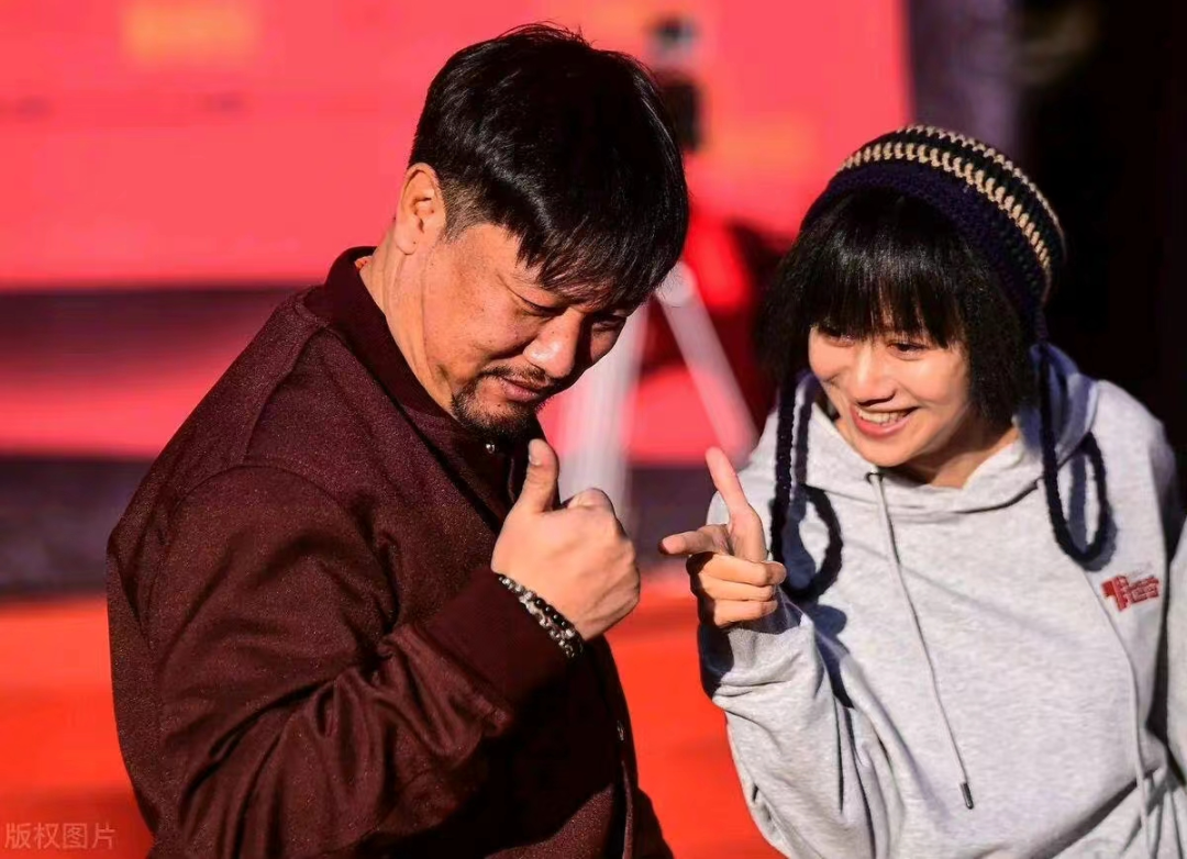 徐峥|徐峥新片引争议:拍摄地全是人造雪无人处理,周边商铺愤怒报警