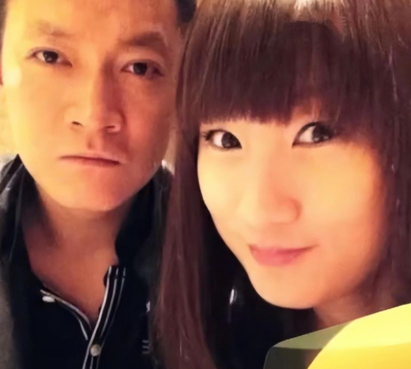 杨志刚|演员杨志刚:被哥哥郭靖宇捧红,娶小师妹张静,婚后钱都归妻子管