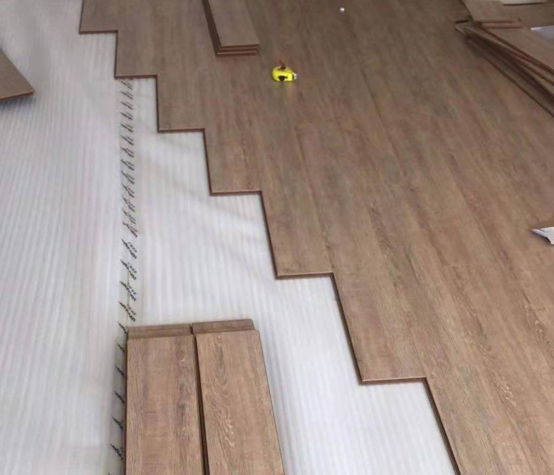 木地板你装对了么?为什么你家的木地板总是出问题?应该怎么处理