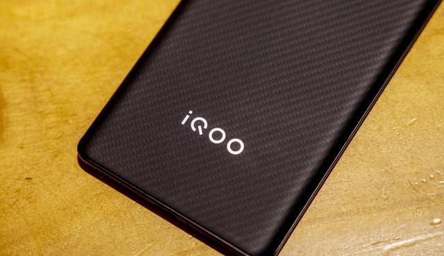 iqoo|iQOO9Pro赛道版实力无短板,不让用户在需求之间作取舍