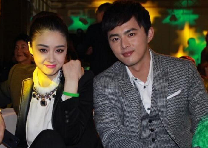 蒋欣|甩了同居13年的蒋欣，从3线混成18线，现如今蒋欣让他高攀不起