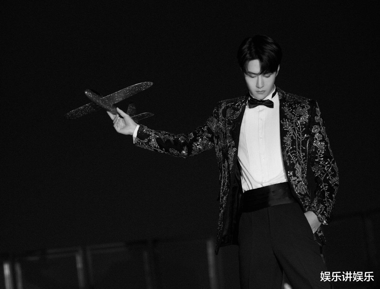 王一博|王一博的转型之路有多成功？曾经《天天向上》的戏言，如今成真！