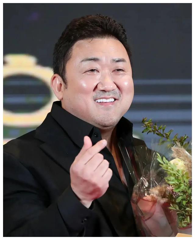 马东锡|“美国人”马东锡与小17岁女友结婚，女友因身材火辣爆红网络