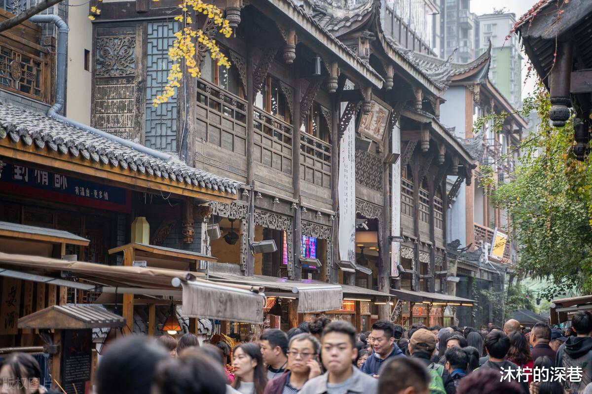 古镇|为什么全国的古街古镇，都成了一个样子