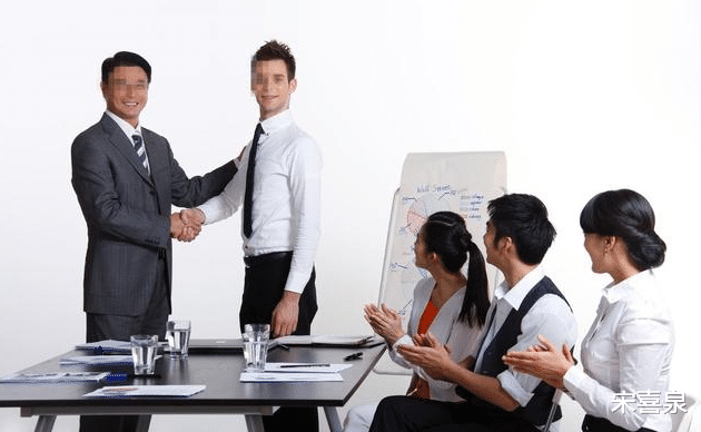 |职场中，不要总是去“追”领导的“尾巴”