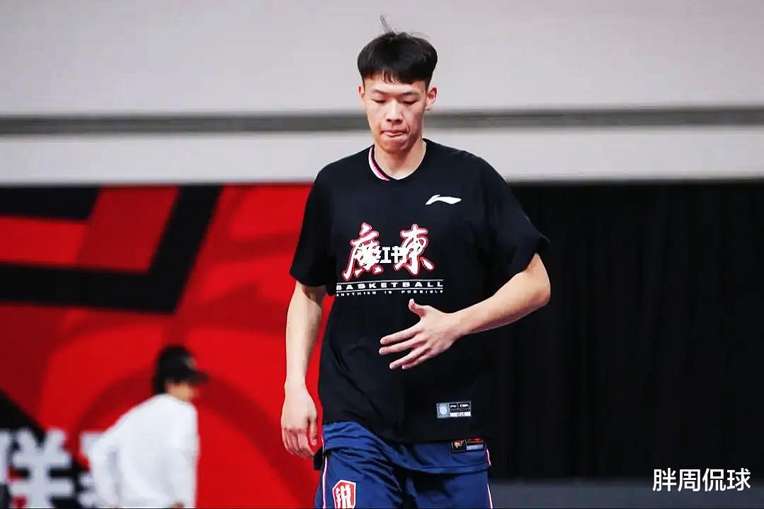 广东男篮|张昊伤愈归队后，杜锋又一王牌内线回归，广东宏远内线华丽升级