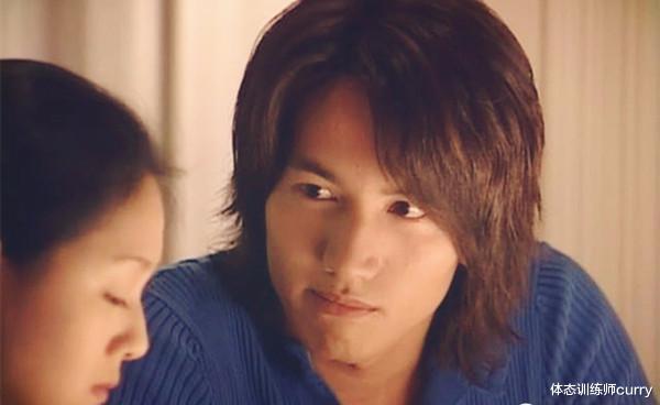 健身|43岁言承旭身材完美肌肉清晰，想要增肌做好这三点，年龄不是问题