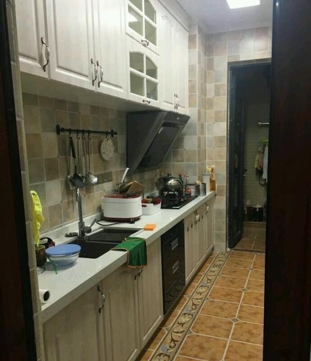 婆婆20万把新房装成这样，真糟心！电视背景墙看一次哭一次！