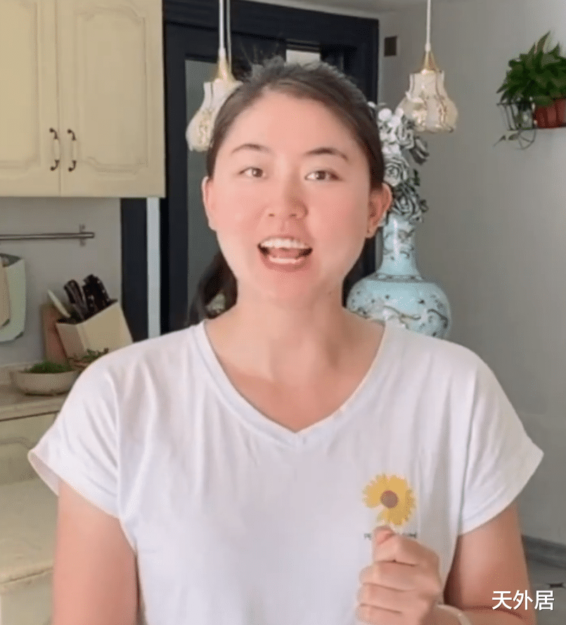 焦刘洋|中国31岁美女蝶后晒一儿一女+豪宅！奥运冠军嫁外籍华人，人胖了