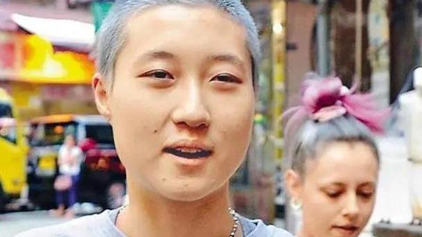 姜昆|看了吴卓林和妻子在网络中的样子，你就不会同情她们的遭遇了